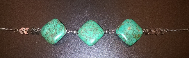 bracelet en turquoises créé également par Émilie